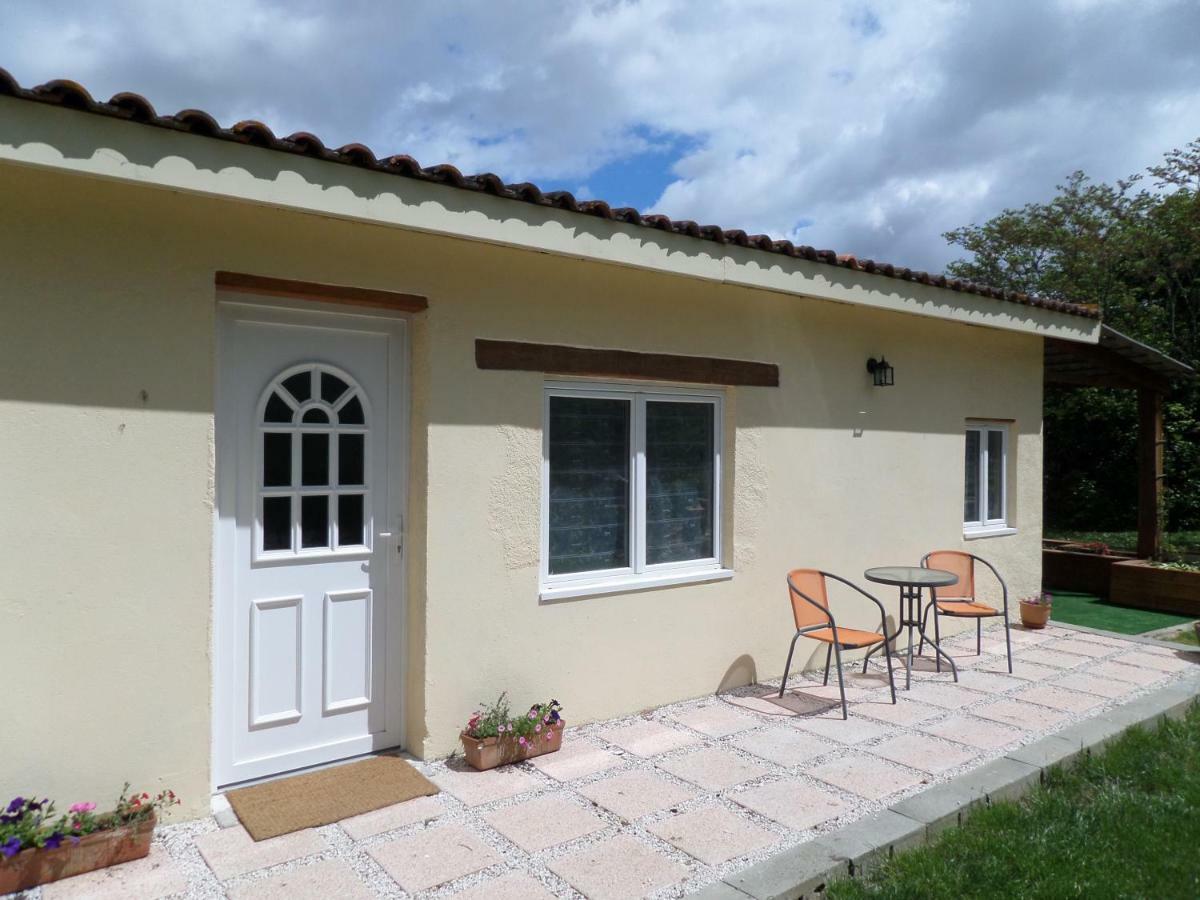 Gite De Cerisier Saint-Nicolas-de-la-Grave Εξωτερικό φωτογραφία